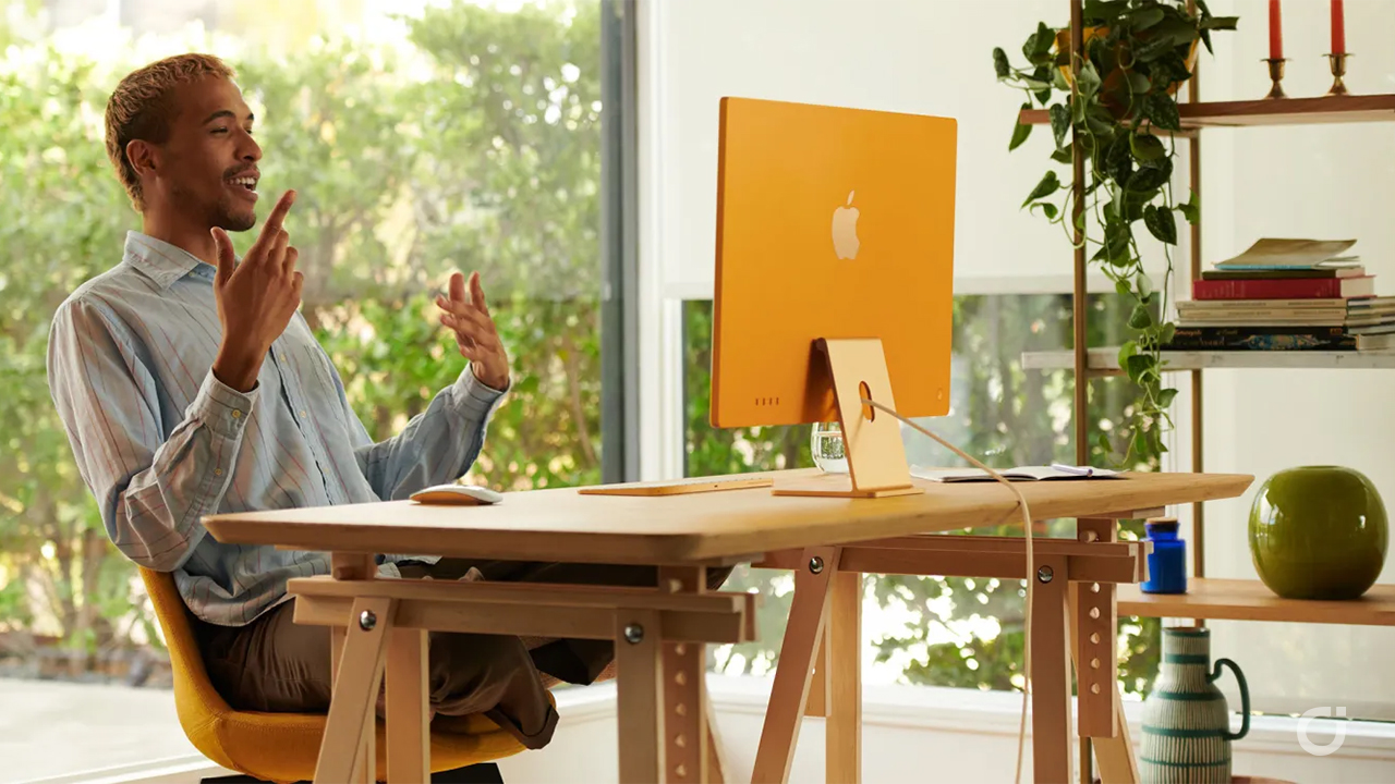 iMac M1, spunta un prototipo con il logo Apple sul mento